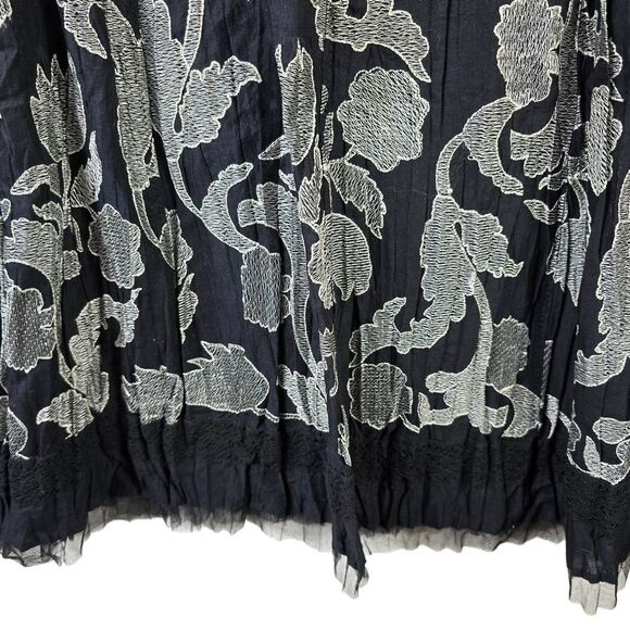 Nygard Black and White A-Line Skirt - Picture 2 of 10